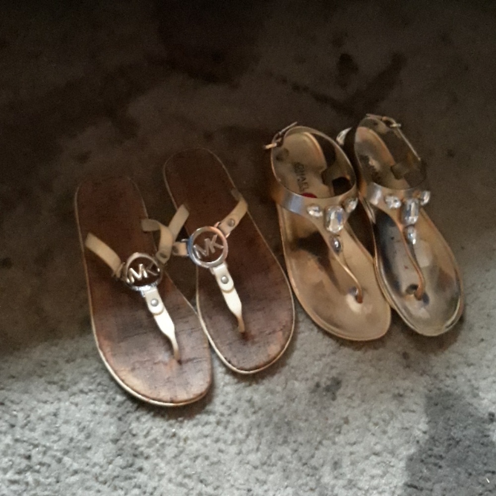 2 pair of mk sandals